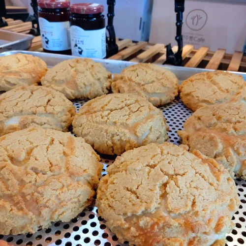별점5점 크림치즈빵, 쌀단팥빵, 소보루, 슈크림, 땅콩버터크림빵, 카스테라, 밤식빵, 무설탕 팥빵